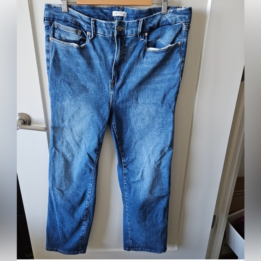 Good American Always Fits Straight Leg Jeans size 14-18